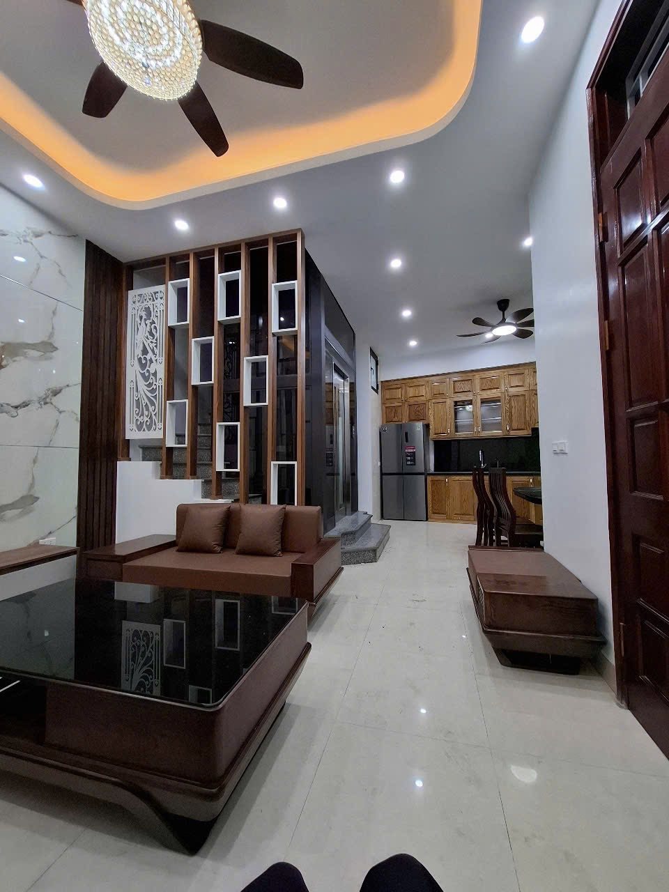 Bà Triệu Hà Đông - Ngõ Oto Đỗ 4 Tầng Thang Máy - Giá Rẻ Chỉ 11 Tỷ