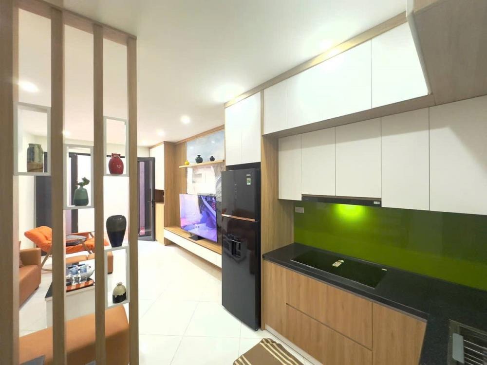 Bán nhà phố Định Công: 39m2, 5 tầng, sổ nở hậu, gần Vành Đai 2.5