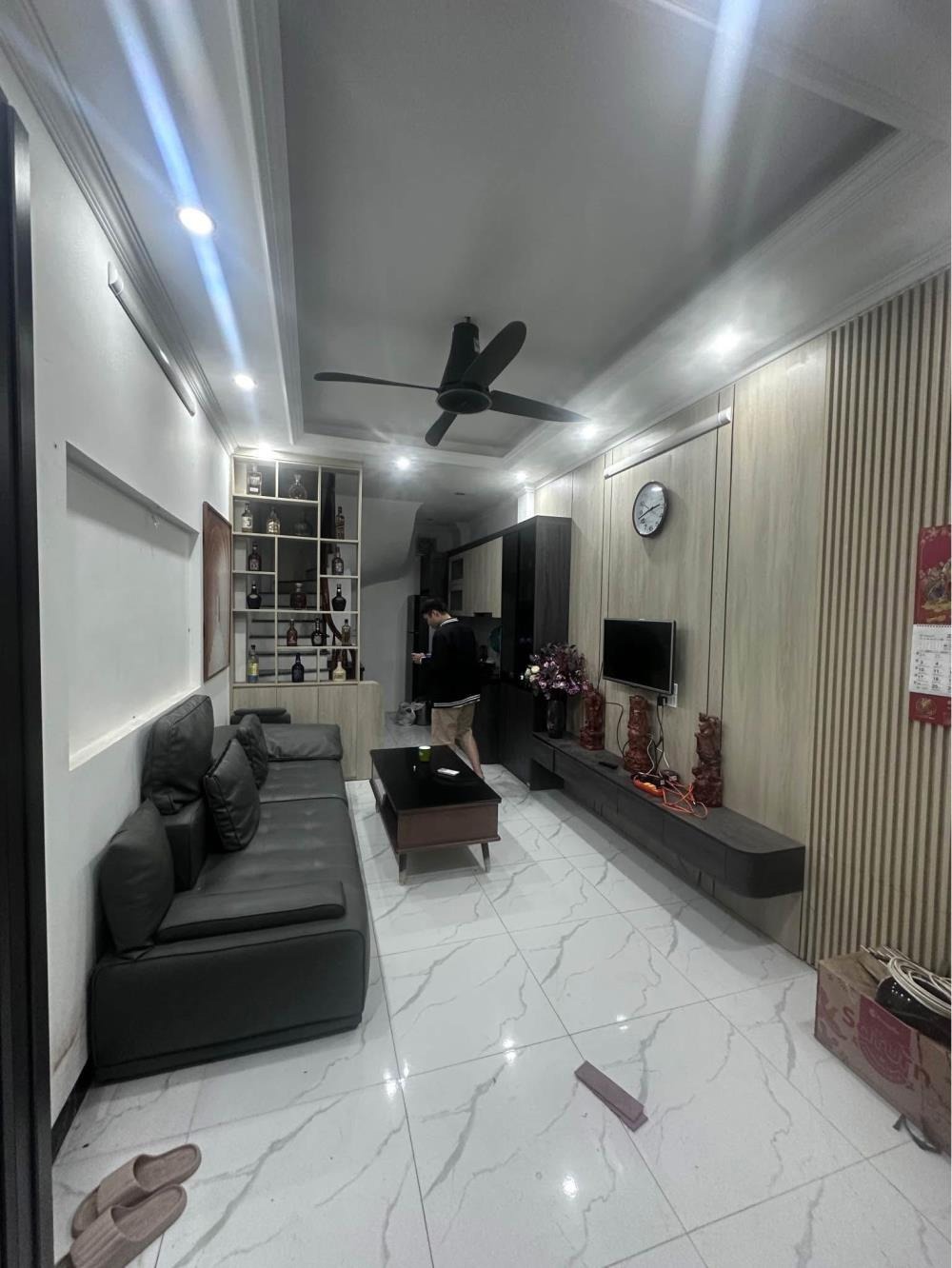 Bán Gấp Nhà Đẹp Hoàng Mai - 5 Tầng, Full Đồ - Giá Tốt, Chủ Thiện Chí