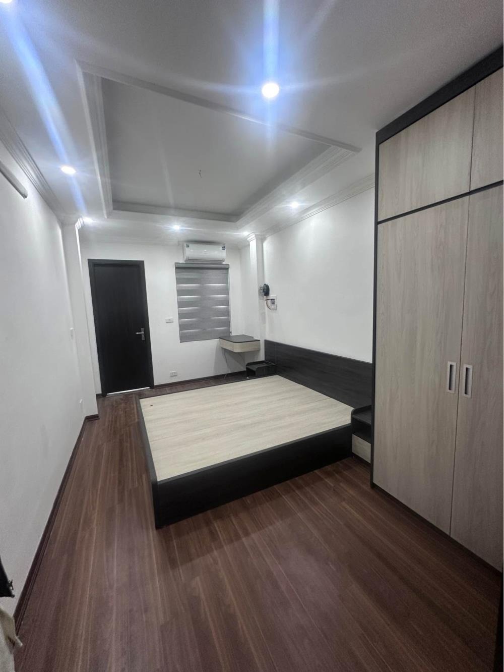 Bán Gấp Nhà Đẹp Hoàng Mai - 5 Tầng, Full Đồ - Giá Tốt, Chủ Thiện Chí