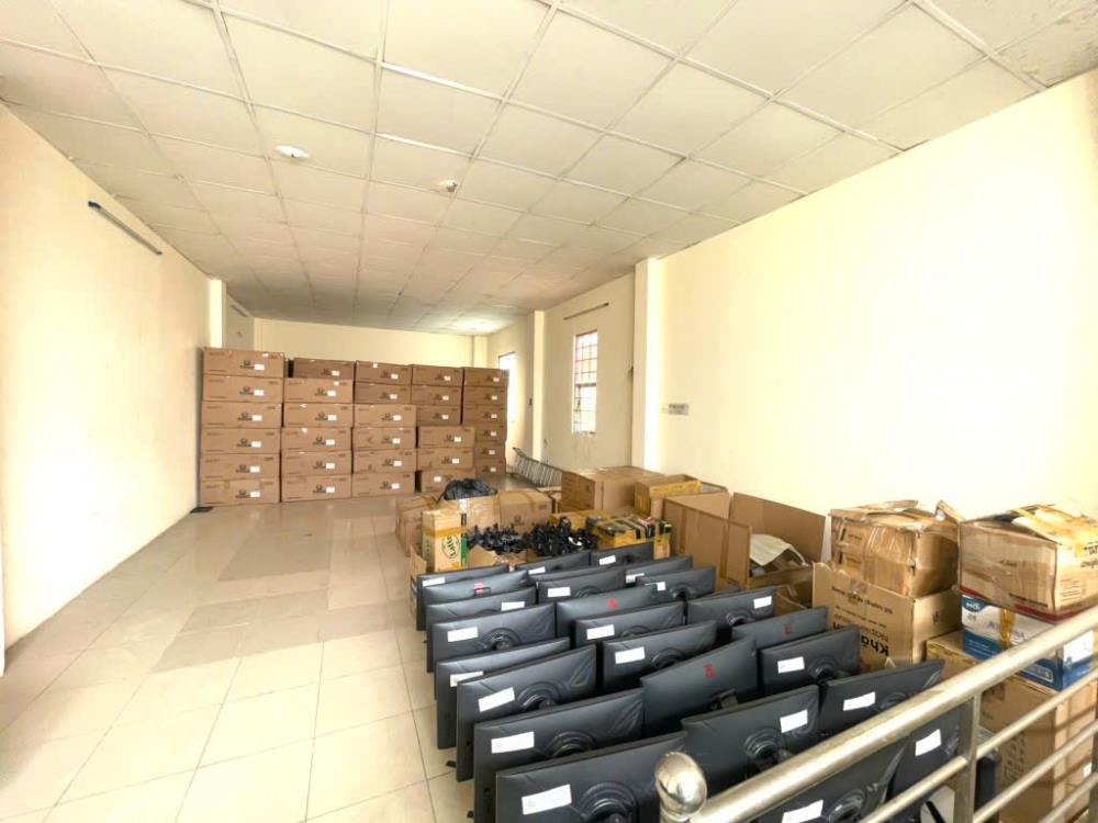 Bán Nhà Mặt Phố Phạm Văn Bạch, Tân Bình - 190m², Giá 121 Triệu/m²