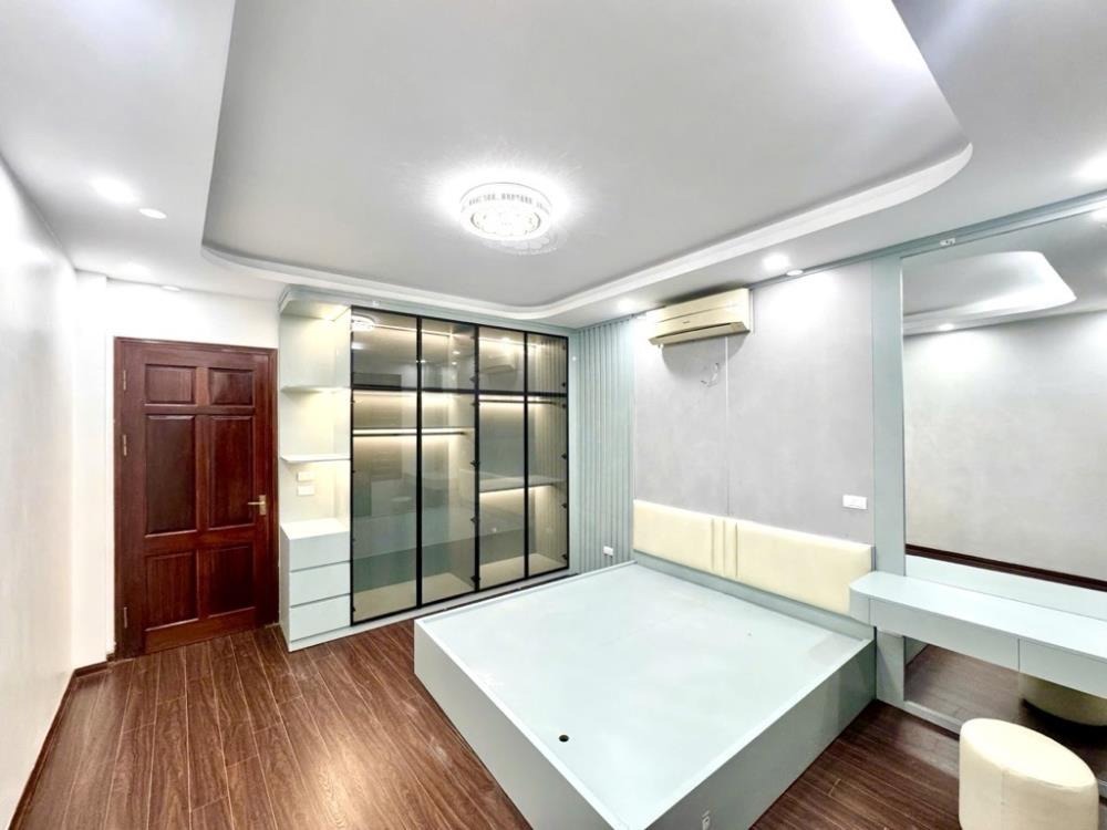 Nhà Mới Trần Đại Nghĩa - Lô Góc - 5 Tầng - Full Nội Thất - 10 Tỷ