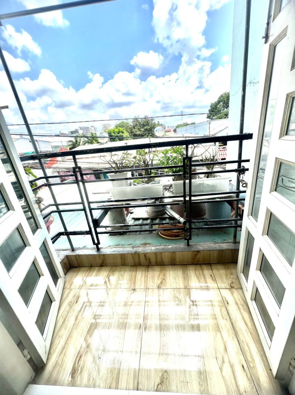 Bán nhà góc 2 mặt tiền Quận 12 - 82m2, giá 5.75 tỷ TL