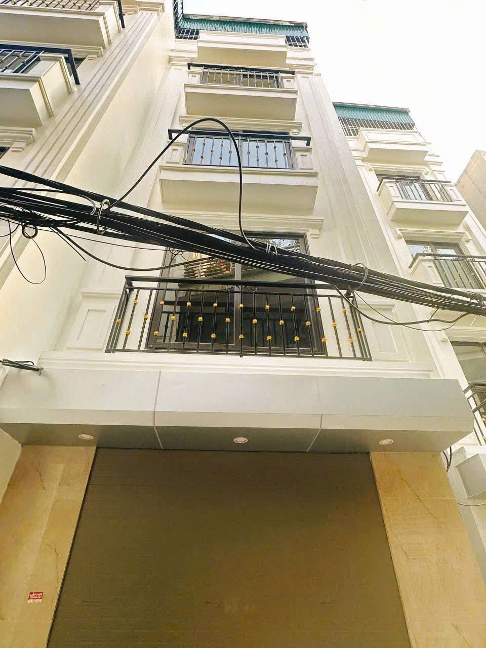 Nhà Góc 5 Tầng, Kinh Doanh Đỉnh Cao, Ô Tô Vào Cửa - Giá Chỉ 7.35 Tỷ