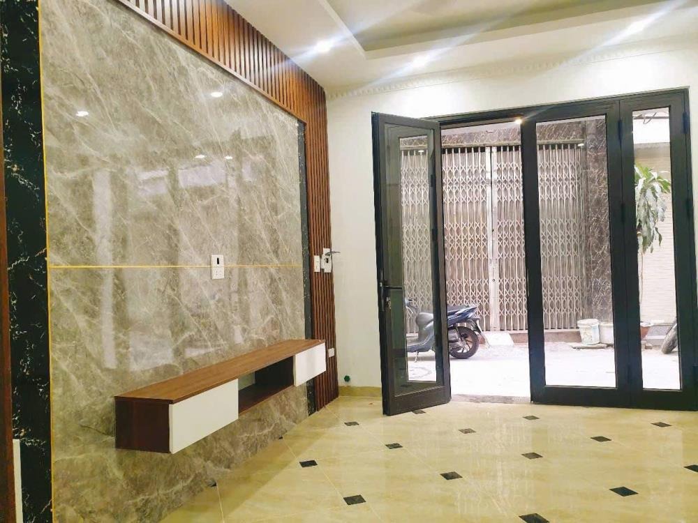 Nhà Góc 5 Tầng, Kinh Doanh Đỉnh Cao, Ô Tô Vào Cửa - Giá Chỉ 7.35 Tỷ