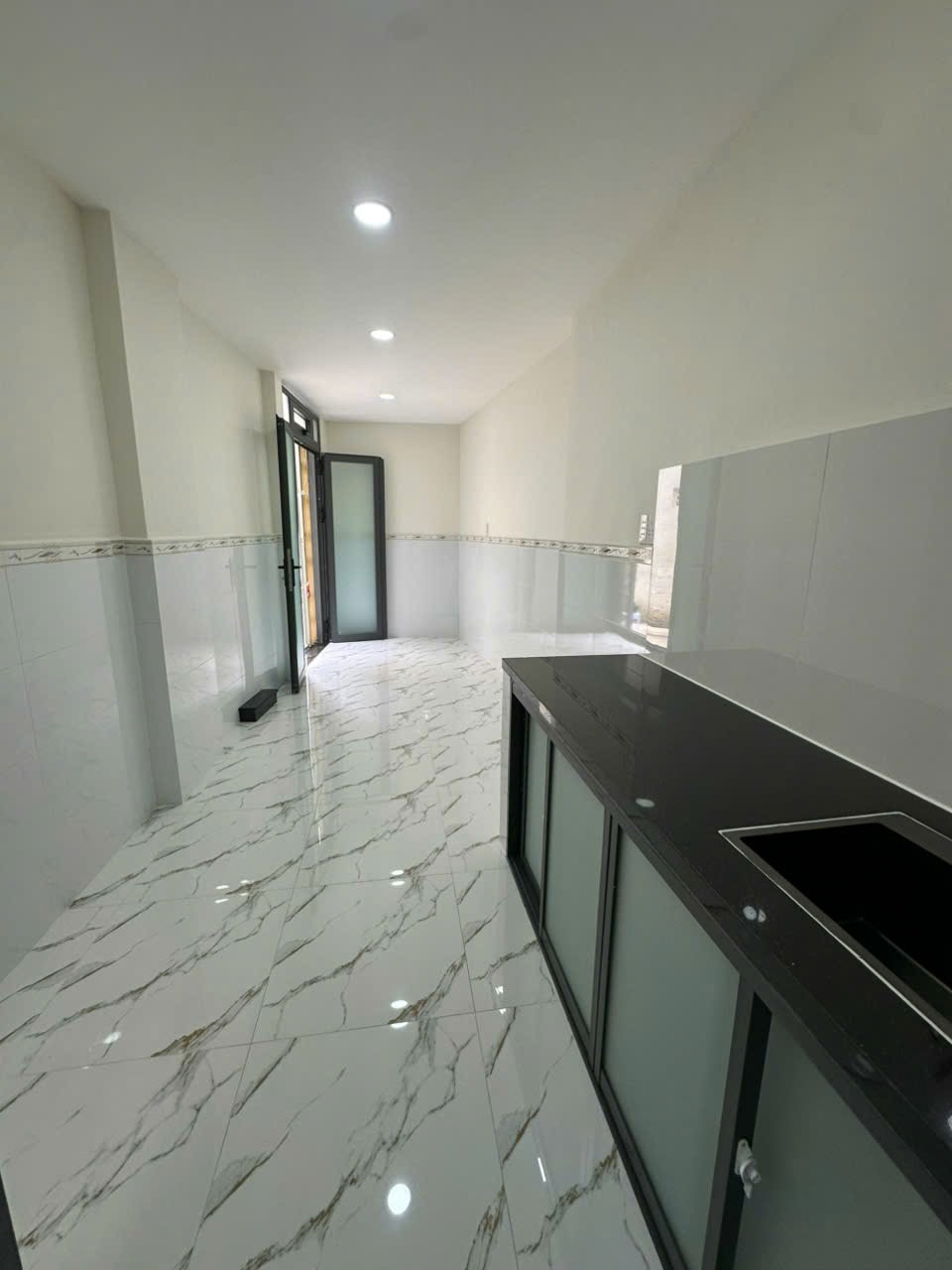 Bán Nhà Đẹp Nguyễn Công Hoan, 3.4 tỷ - 35m2, 2PN, Vị Trí Đắc Địa