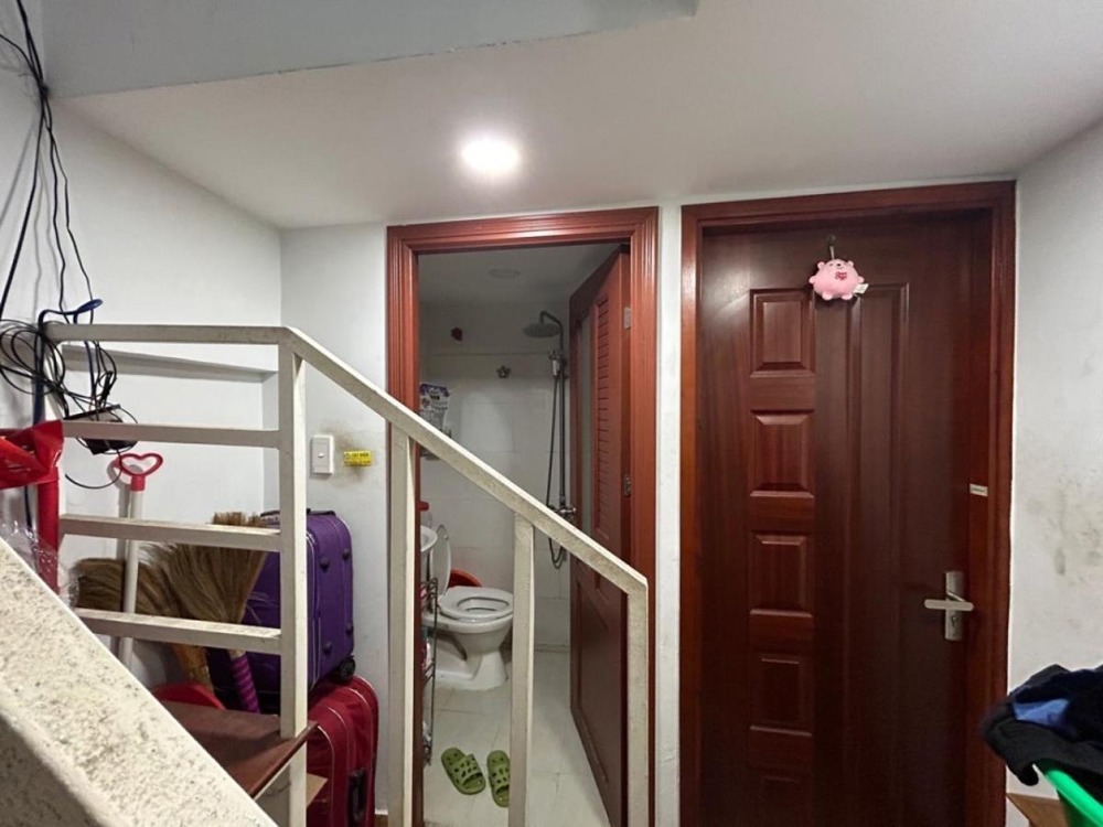 Nhà đường số 13, 3 tầng, 16m2 - Giá 2.x tỷ, SHR