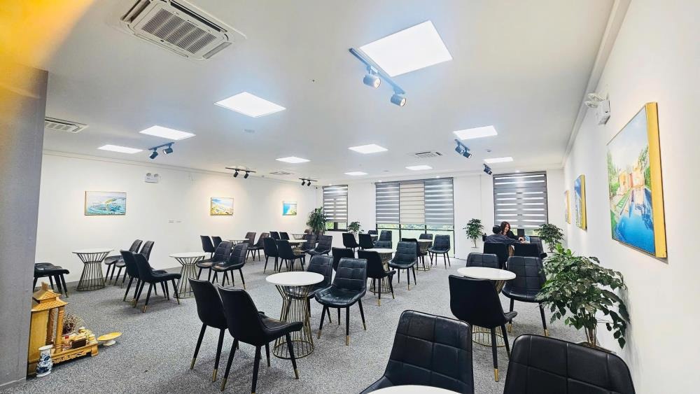 Cho Thuê Văn Phòng Cao Cấp 140m2 - 40 Triệu/Tháng - Dịch Vọng Hậu, Cầu Giấy