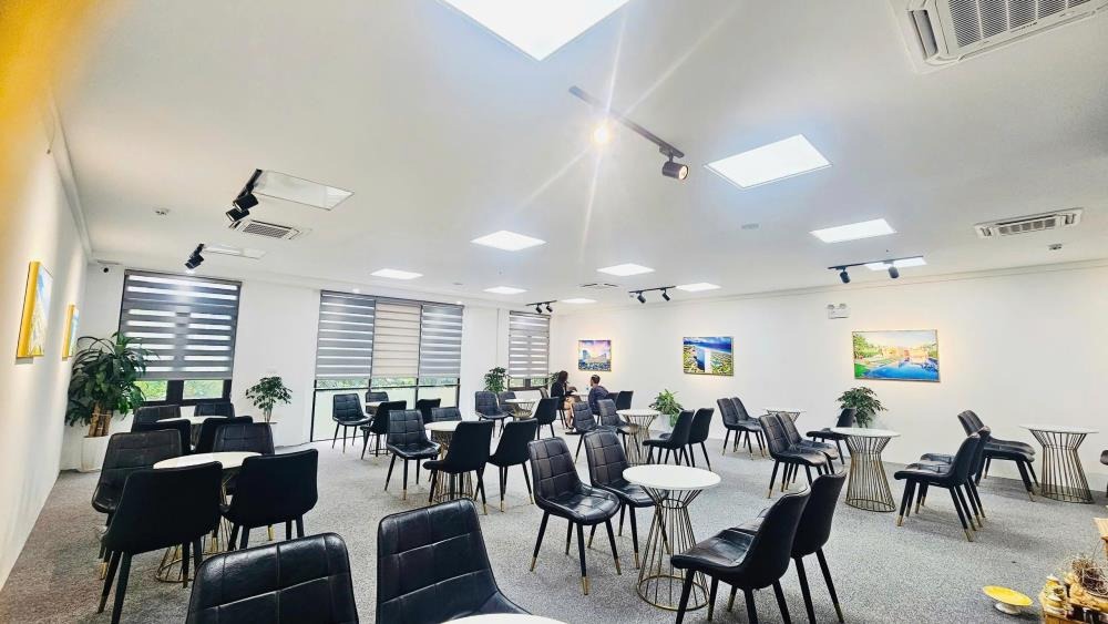 Cho Thuê Văn Phòng Cao Cấp 140m2 - 40 Triệu/Tháng - Dịch Vọng Hậu, Cầu Giấy