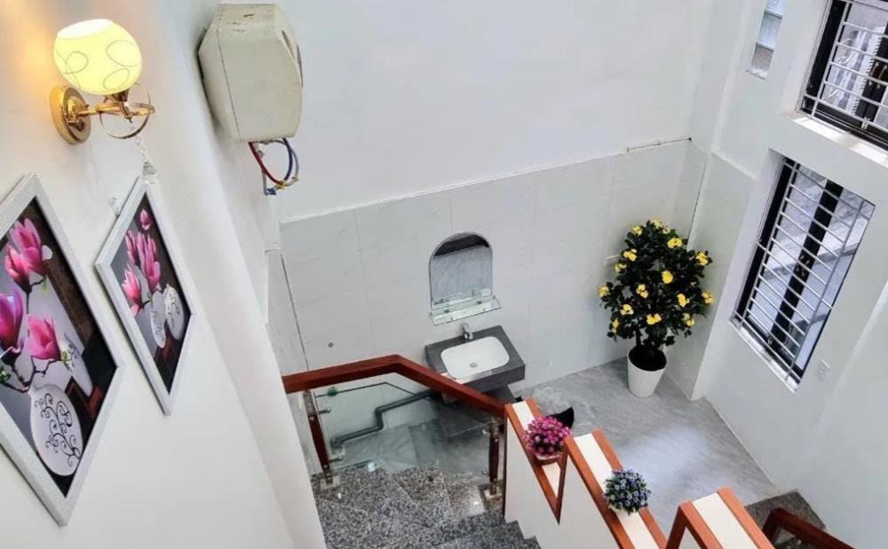 Bán nhà lô góc 2 thoáng, full nội thất, sổ nở hậu 45m2, 4.5 tỷ - Vị trí đắc địa