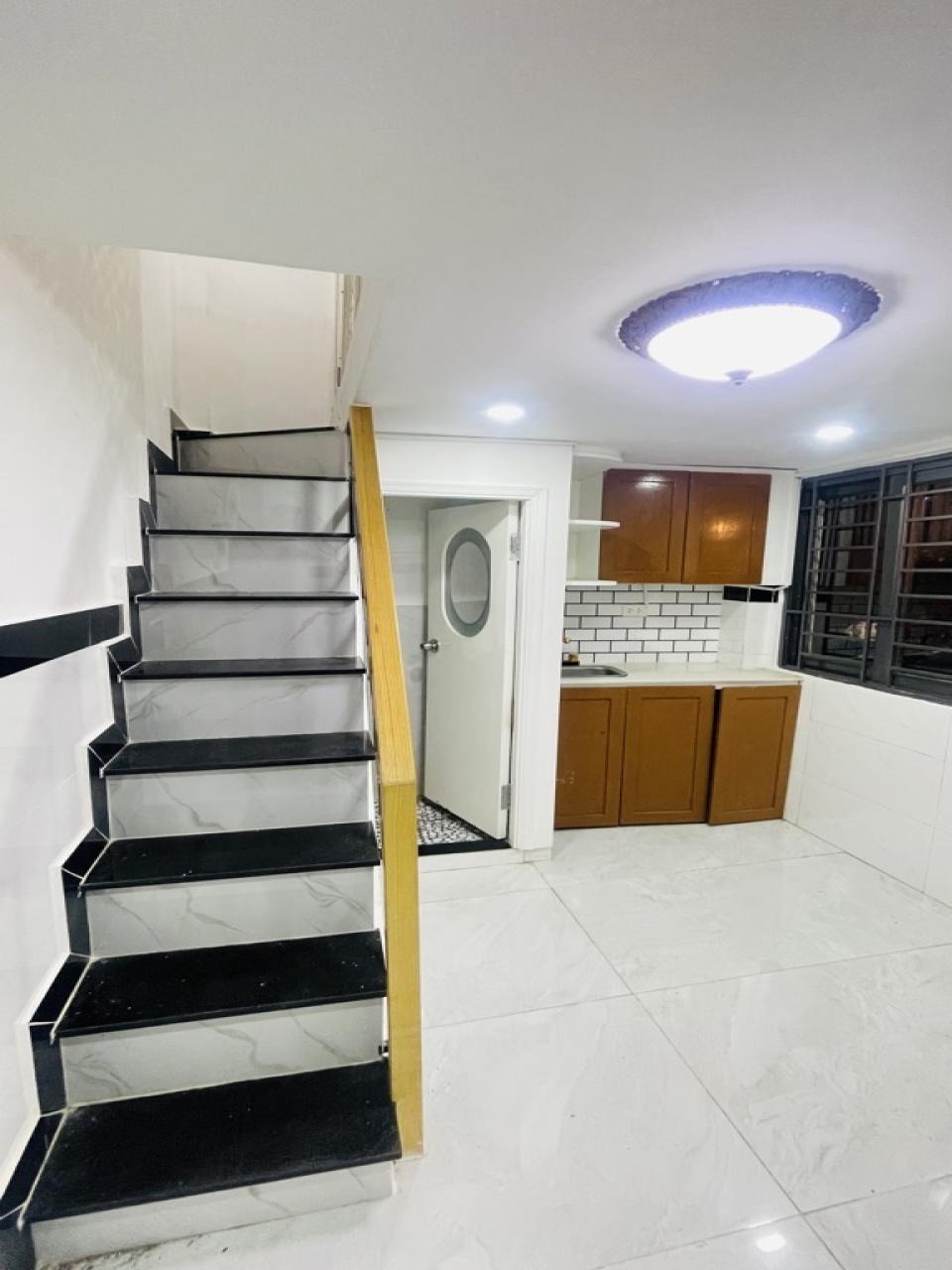Nhà 2 Tầng Lê Đức Thọ, Quận Gò Vấp: 9.3m2, 1.4 Tỷ - Vị Trí Đắc Địa