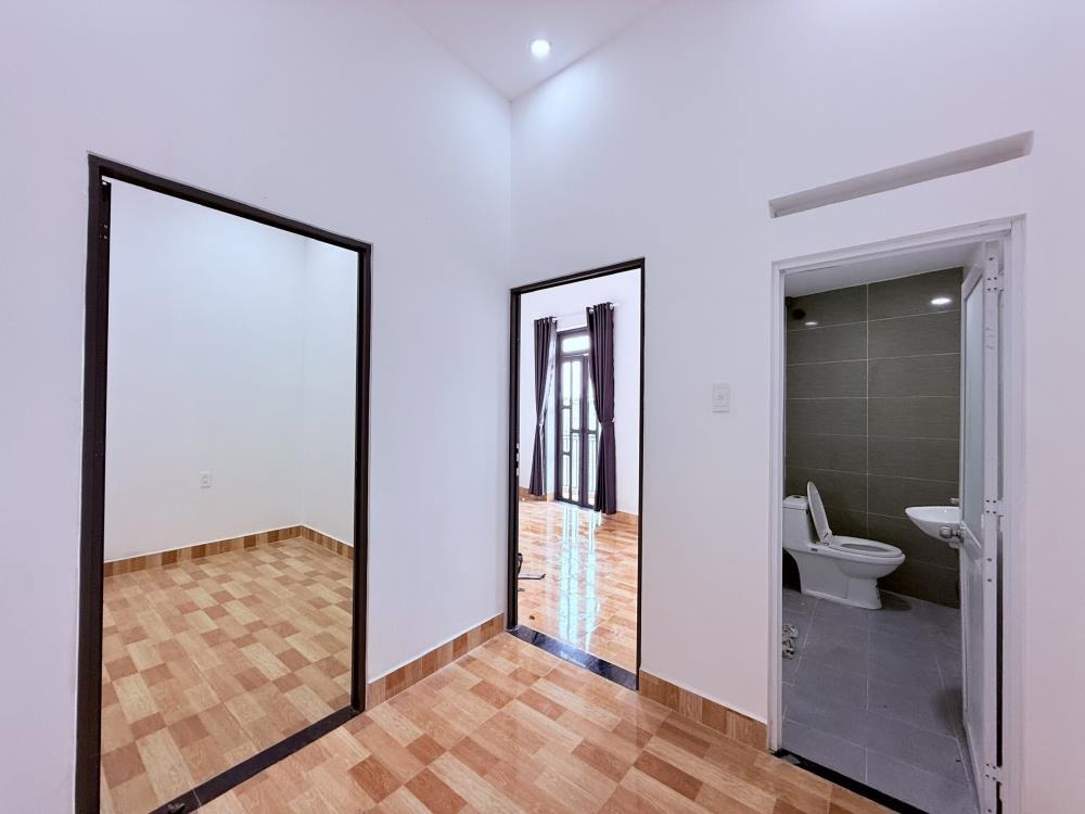 Nhà đẹp Hóc Môn: Giá 735tr, Gần Chợ & KCN