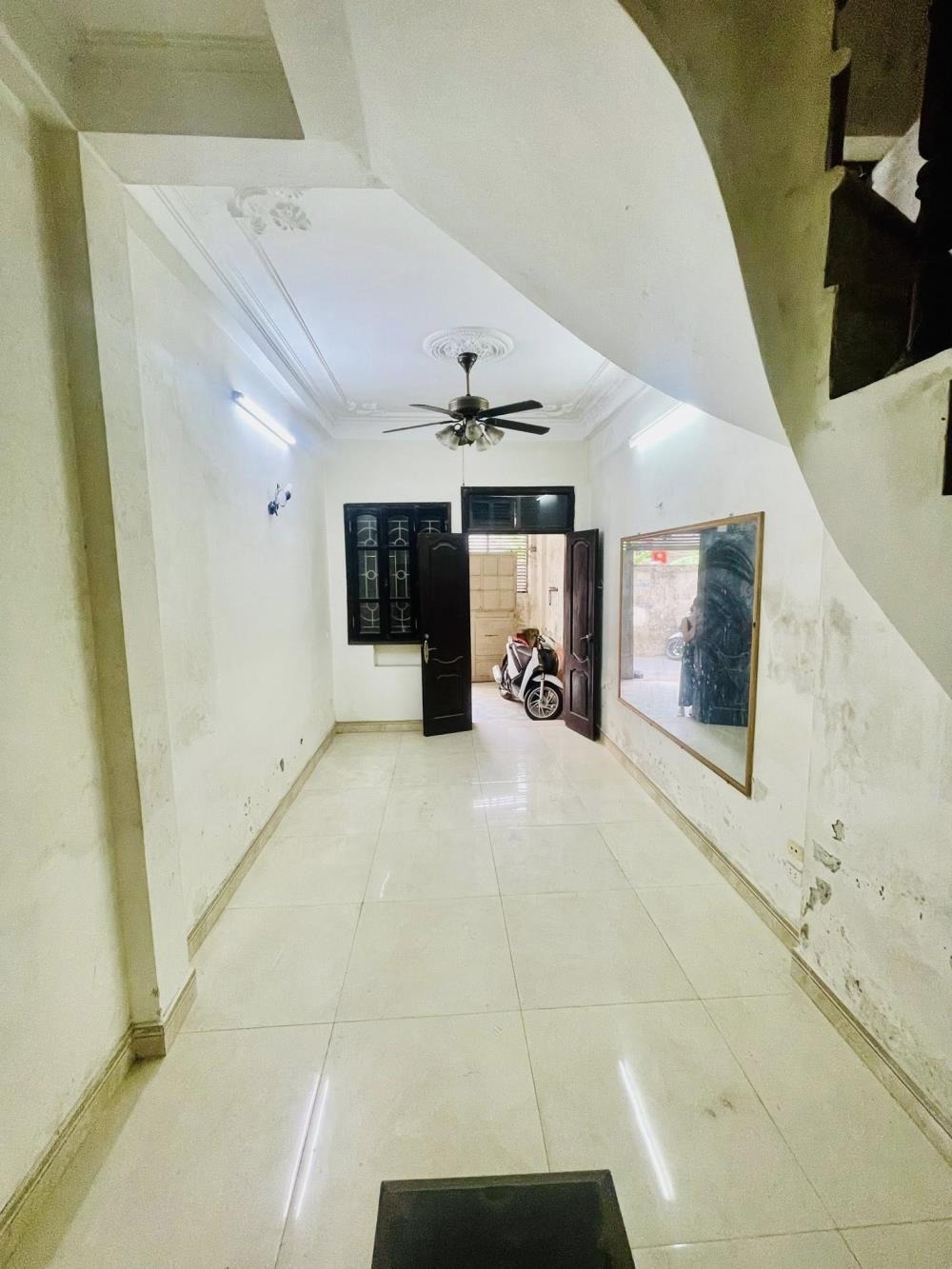 Bán nhà trần cung 54m2 - Mặt tiền 3.7m - Ngõ nông 3 gác - Giá 8.5 tỷ