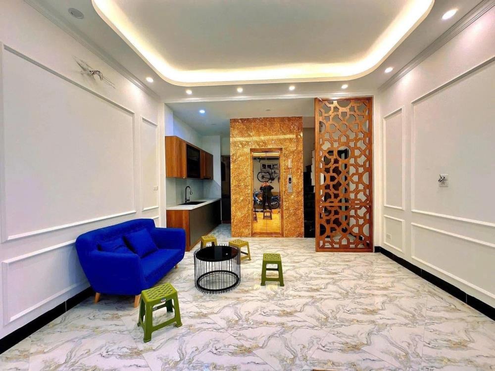 Bán Nhà Yên Hòa 6 Tầng Thang Máy, 30m2, Mặt Tiền 4.5m, Giá 8.9 Tỷ