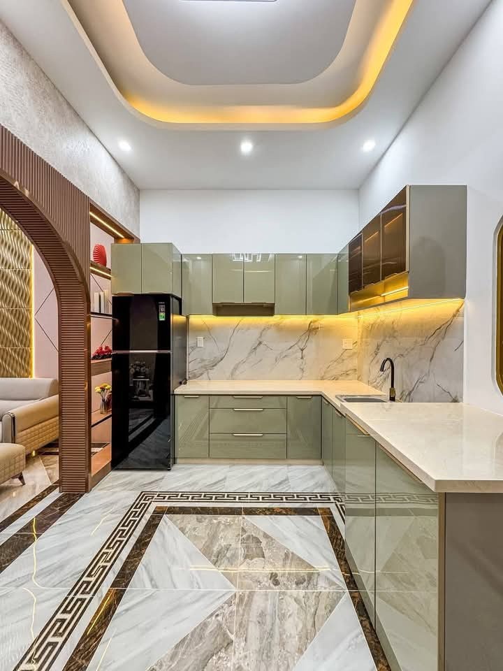Bán nhà phố Phùng Chí Kiên, Nghĩa Đô - Vị trí đắc địa, tiềm năng kinh doanh
