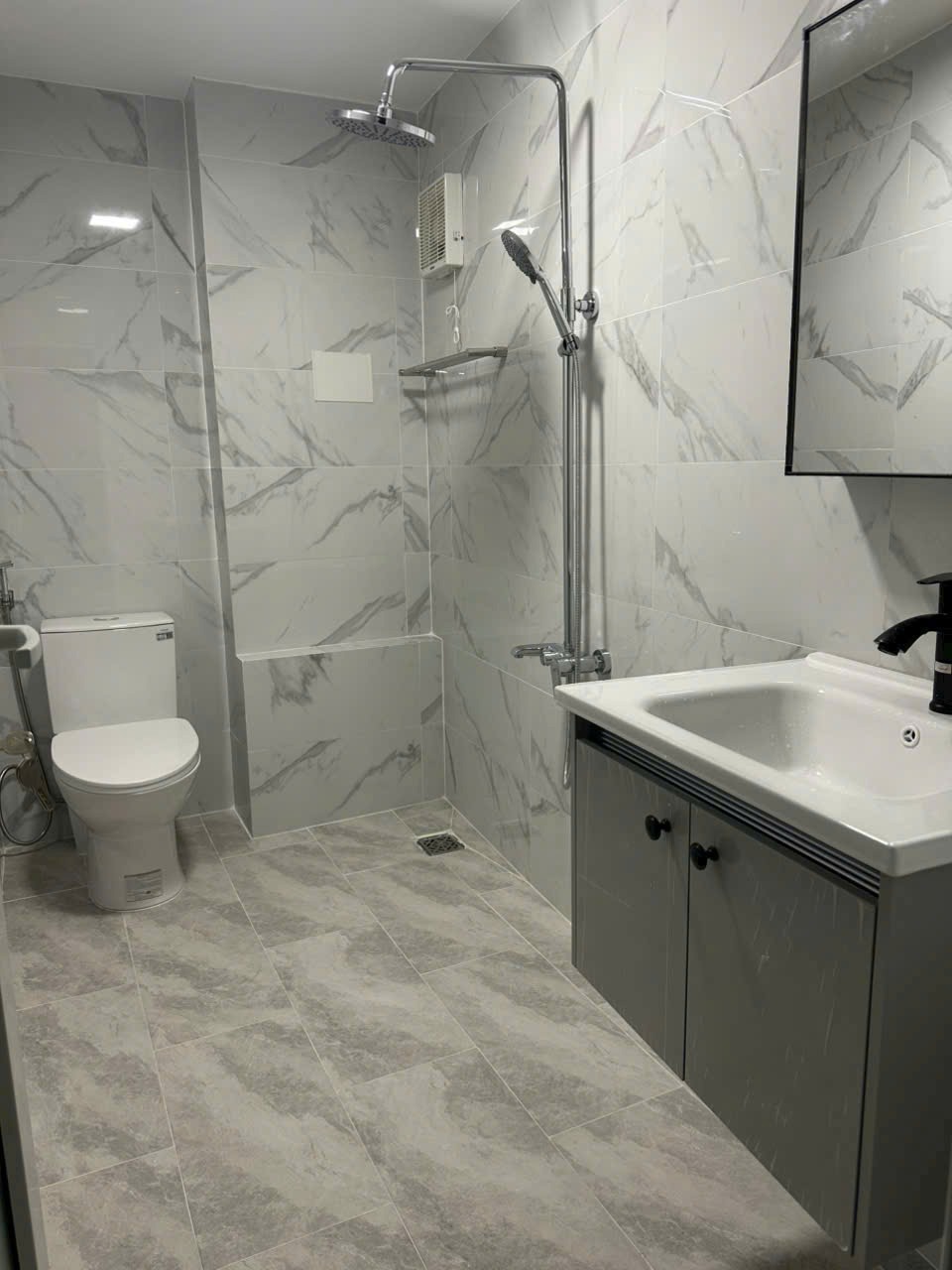 Nhà phố trung tâm Quận 1, nở hậu 6.8m - Giá 25 tỷ