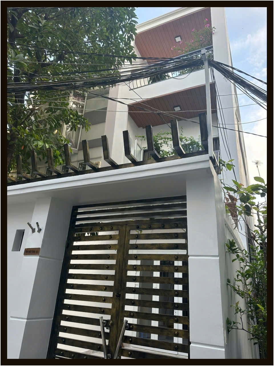 Nhà phố trung tâm Quận 1, nở hậu 6.8m - Giá 25 tỷ
