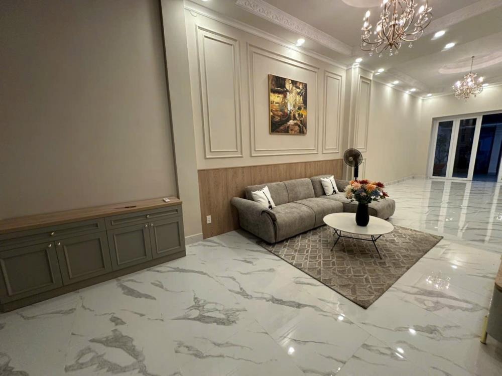 Nhà phố trung tâm Quận 1, nở hậu 6.8m - Giá 25 tỷ