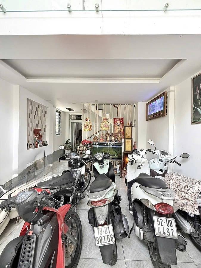 Duy Nhất 1 Đời Chủ Nhà (4x16m) 5 Tầng, 6 PN, 6 WC, Hẻm Xe Hơi - Chu Văn An, Bình Thạnh