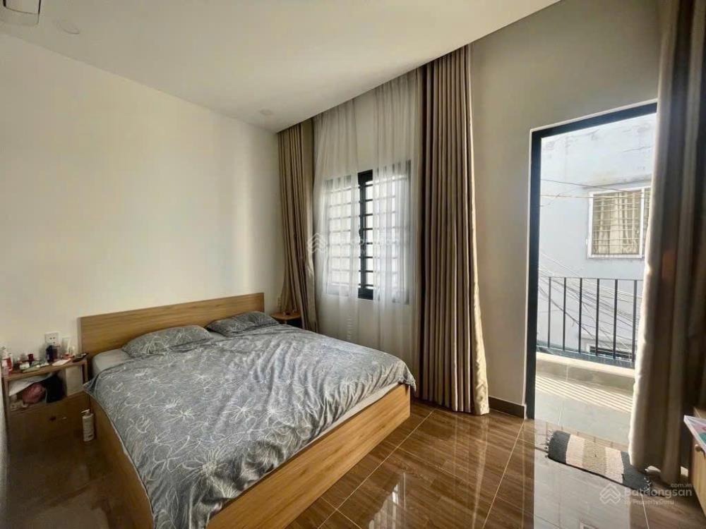 Gấp! Bán nhà Bình Thạnh 5 tầng, 4PN, 7.85 tỷ - Vị trí đắc địa Hoàng Hoa Thám
