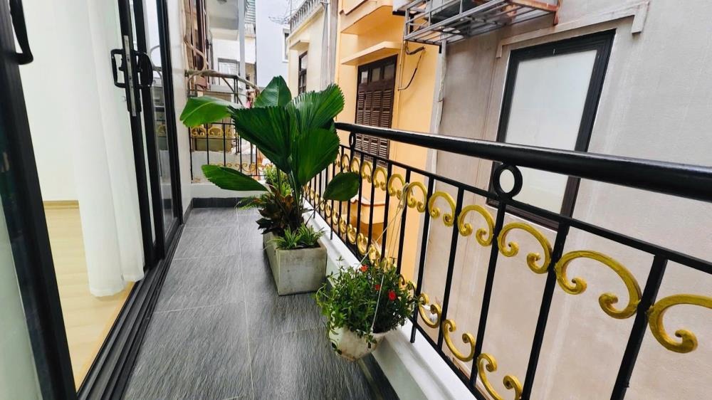 Bán Nhà Đẹp Thái Hà Đống Đa 45m2 5 Tầng Mặt Tiền 4m - Giá Tốt