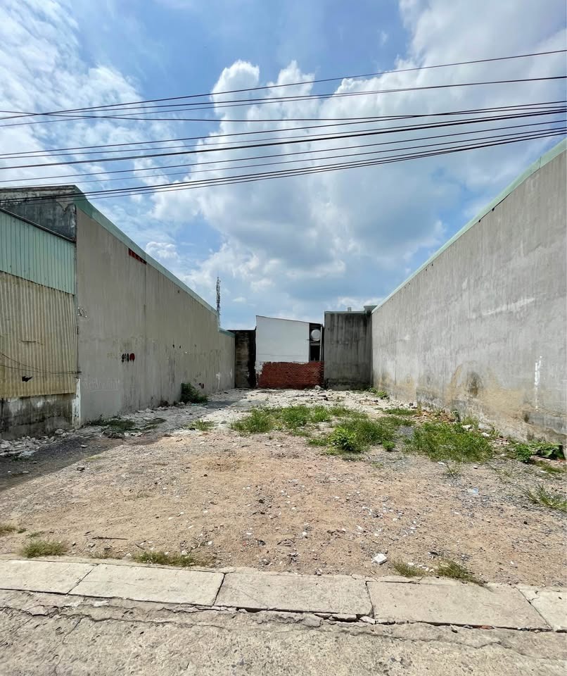Bán Gấp Lô Đất 168m2 Mặt Tiền Đường Giồng Cát, Củ Chi - Gần Bệnh Viện Xuyên Á