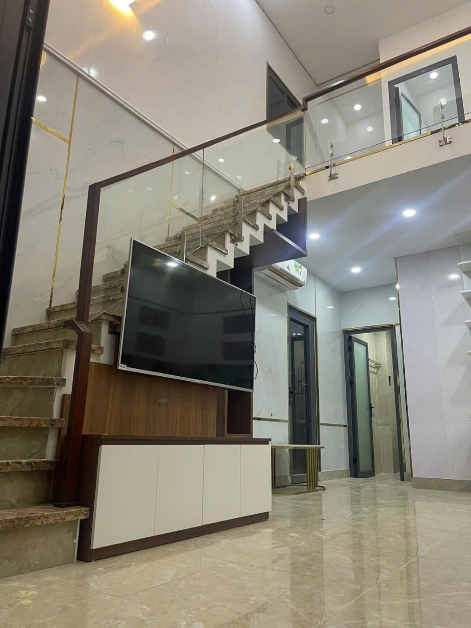 Nhà Mới Quận 12: 5x10m, Full Nội Thất, Giá Tốt