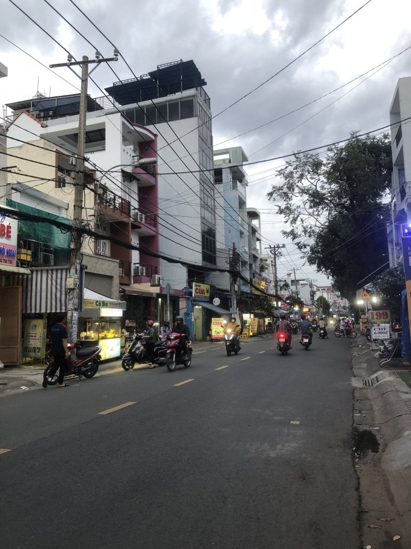 Bán Nhà Mặt Tiền Thạch Lam, Tân Phú - 4 Tầng, 85m² - Giá 12.98 Tỷ