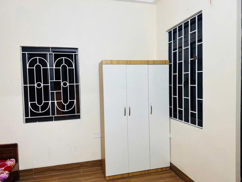 Ô tô đỗ cửa, 6.95 tỷ - Nhà Định Công 4 Tầng, Thiết Kế Hiện Đại
