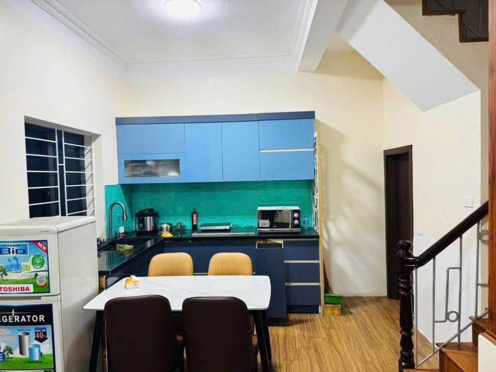 Ô tô đỗ cửa, 6.95 tỷ - Nhà Định Công 4 Tầng, Thiết Kế Hiện Đại
