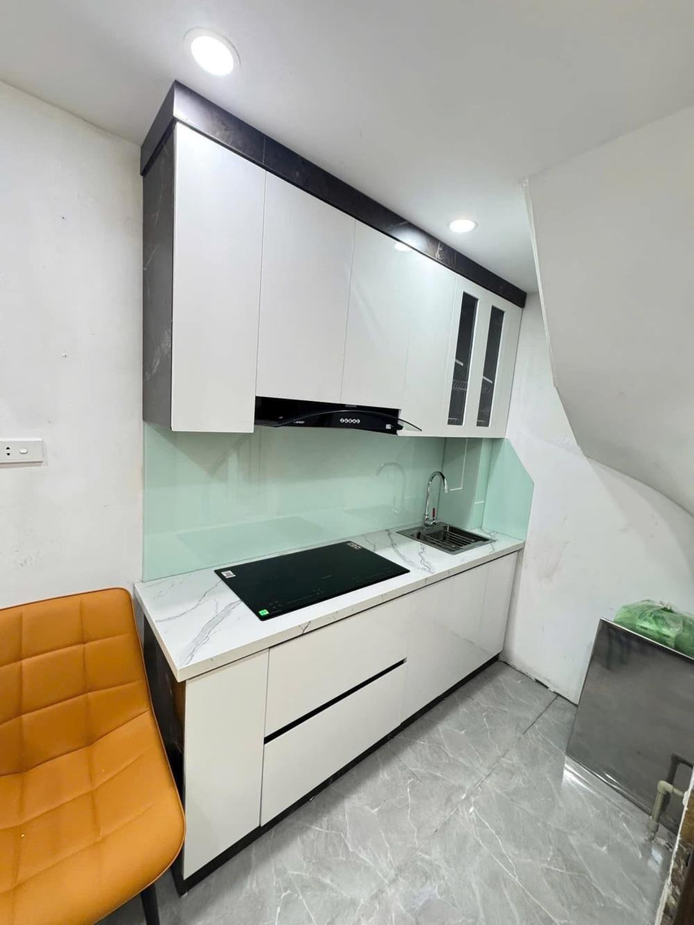 Bán nhà Ngô Sĩ Liên, Đống Đa: 16m², 4 tầng, Full Nội Thất, 2.9 tỷ