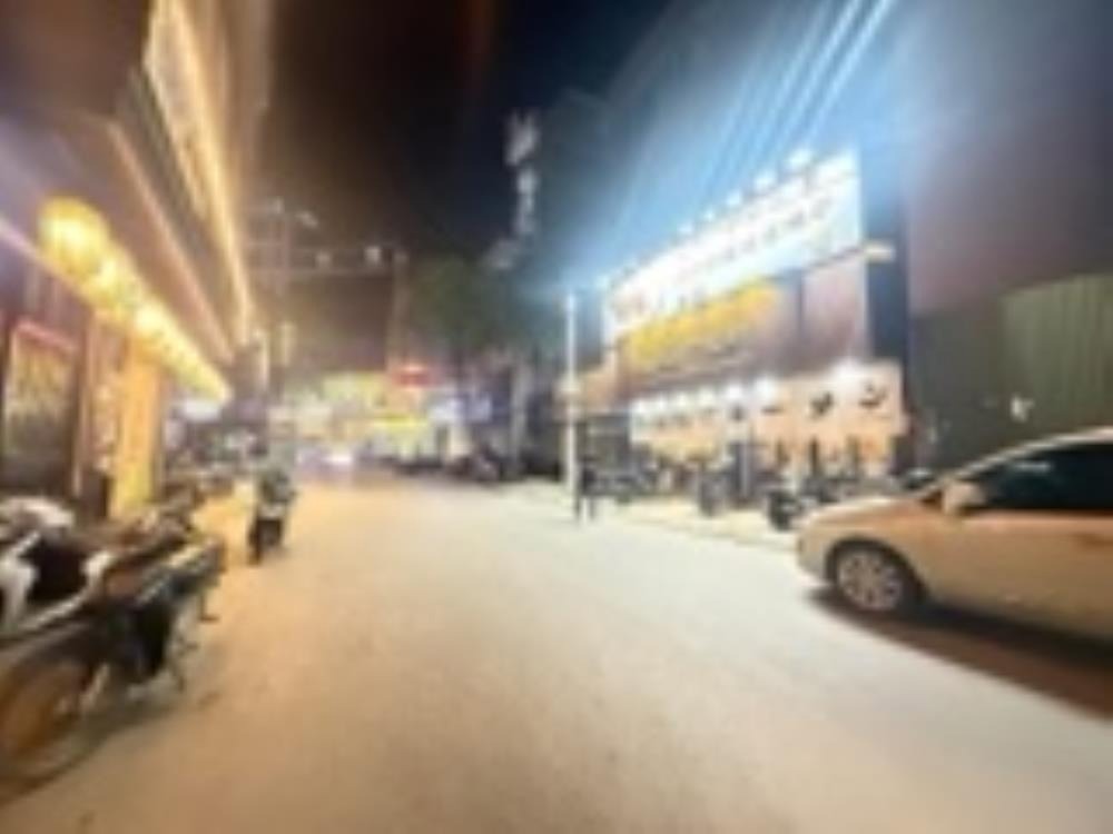 Bán nhà mặt phố Phan Kế Bính, Ba Đình - 82m2, 5 tầng, mặt tiền 8m - Giá 50 tỷ