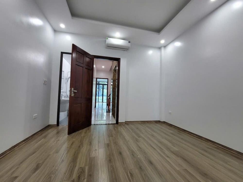 Nhà Mới Hoàn Thiện 5 Tầng, Thang Máy, Gần Park City - Hà Đông