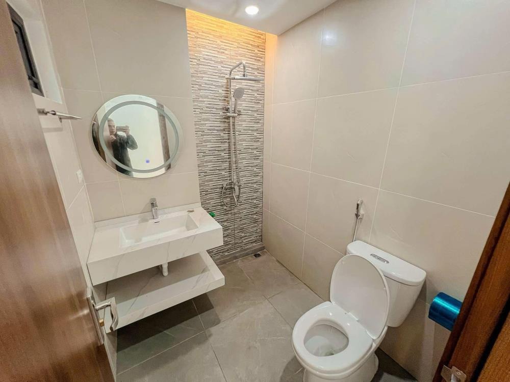 Bán nhà riêng Cầu Giấy - 50m2 x 4 tầng, Ngõ thông thoáng, Ô tô gần