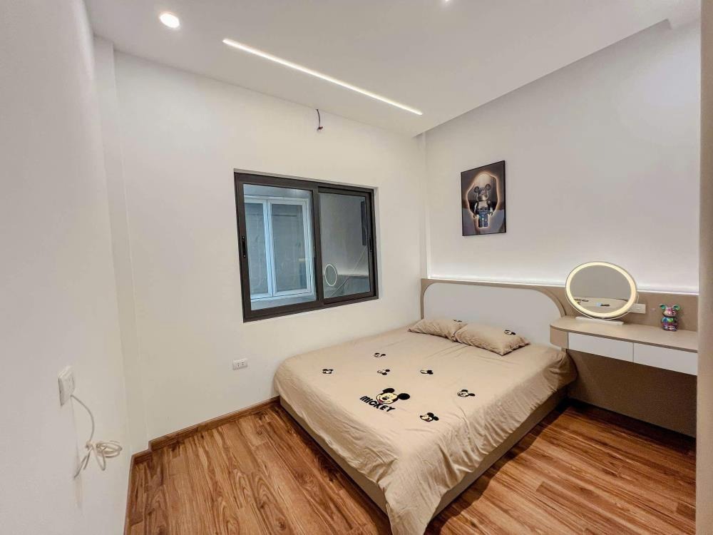 Bán nhà riêng Cầu Giấy - 50m2 x 4 tầng, Ngõ thông thoáng, Ô tô gần
