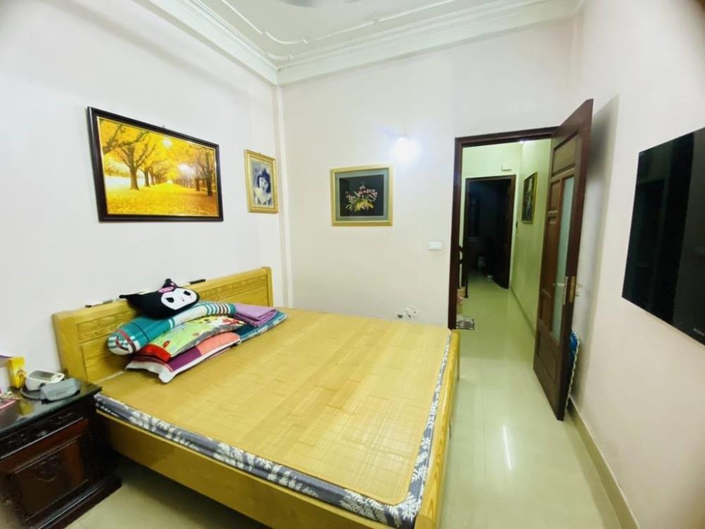 Bán nhà Kim Giang 5 tầng, 39m2, giá 9 tỷ - Vị trí đẹp, thông thoáng
