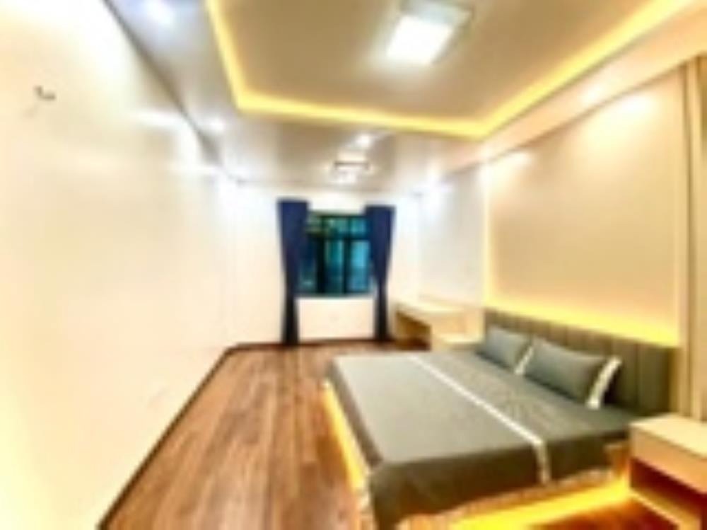 Bán Nhà Trịnh Văn Bô Vân Canh 5 Tầng, Full Nội Thất, Ô Tô Đỗ Cửa - Giá 4 tỷ