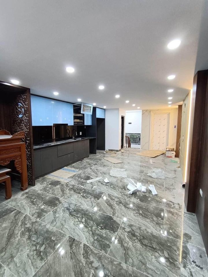 Bán nhà 7 tầng thang máy Hoài Đức, 52m2, gần chợ Lai Xá, kinh doanh đỉnh cao