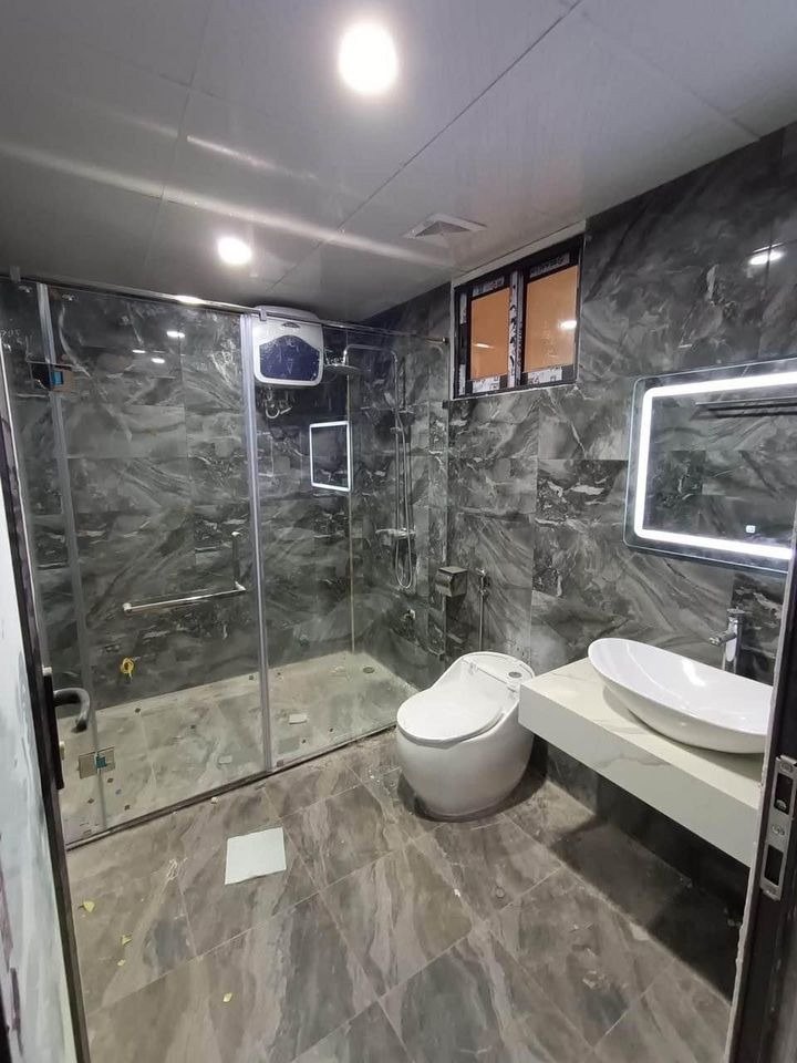 Bán nhà 7 tầng thang máy Hoài Đức, 52m2, gần chợ Lai Xá, kinh doanh đỉnh cao