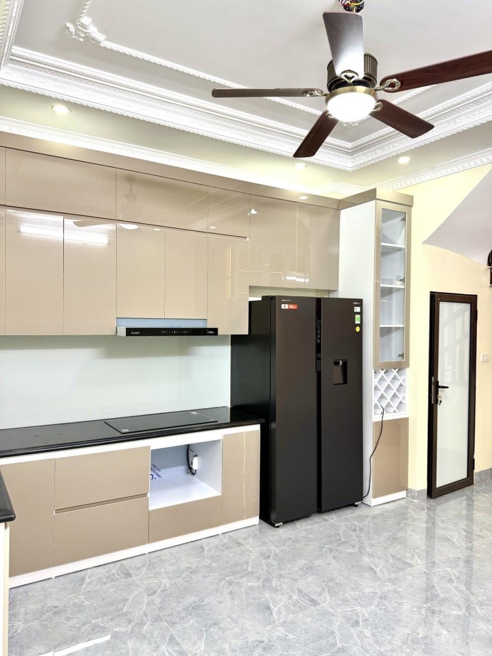 Cần Bán Nhà Đẹp Quận Hai Bà Trưng - 56m², 6 Phòng Ngủ, 11.2 Tỷ