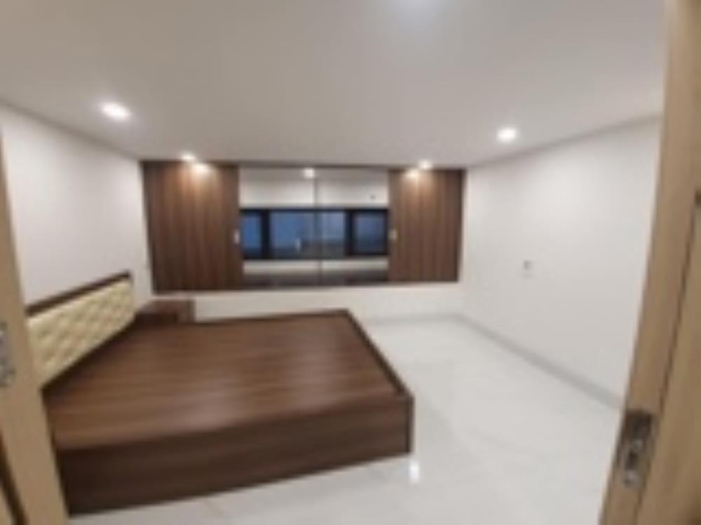 Bán nhà Vân Canh 30m2, 5 tầng, gần trường Đại học, giá 4.3 tỷ