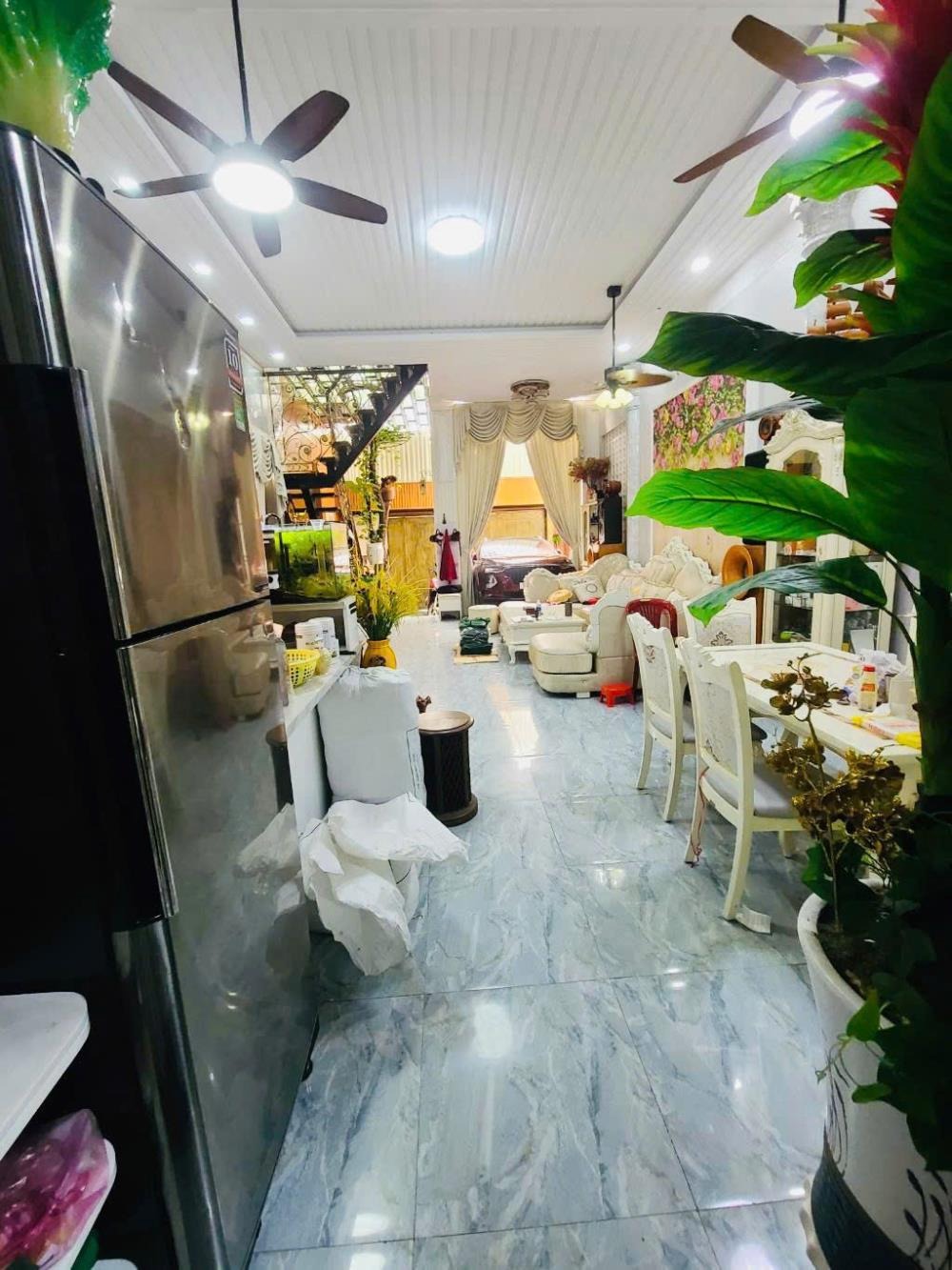 Biệt Thự 3 Tầng 120m2 Lô Góc Nguyễn Văn Khối - Giá 18 Tỷ