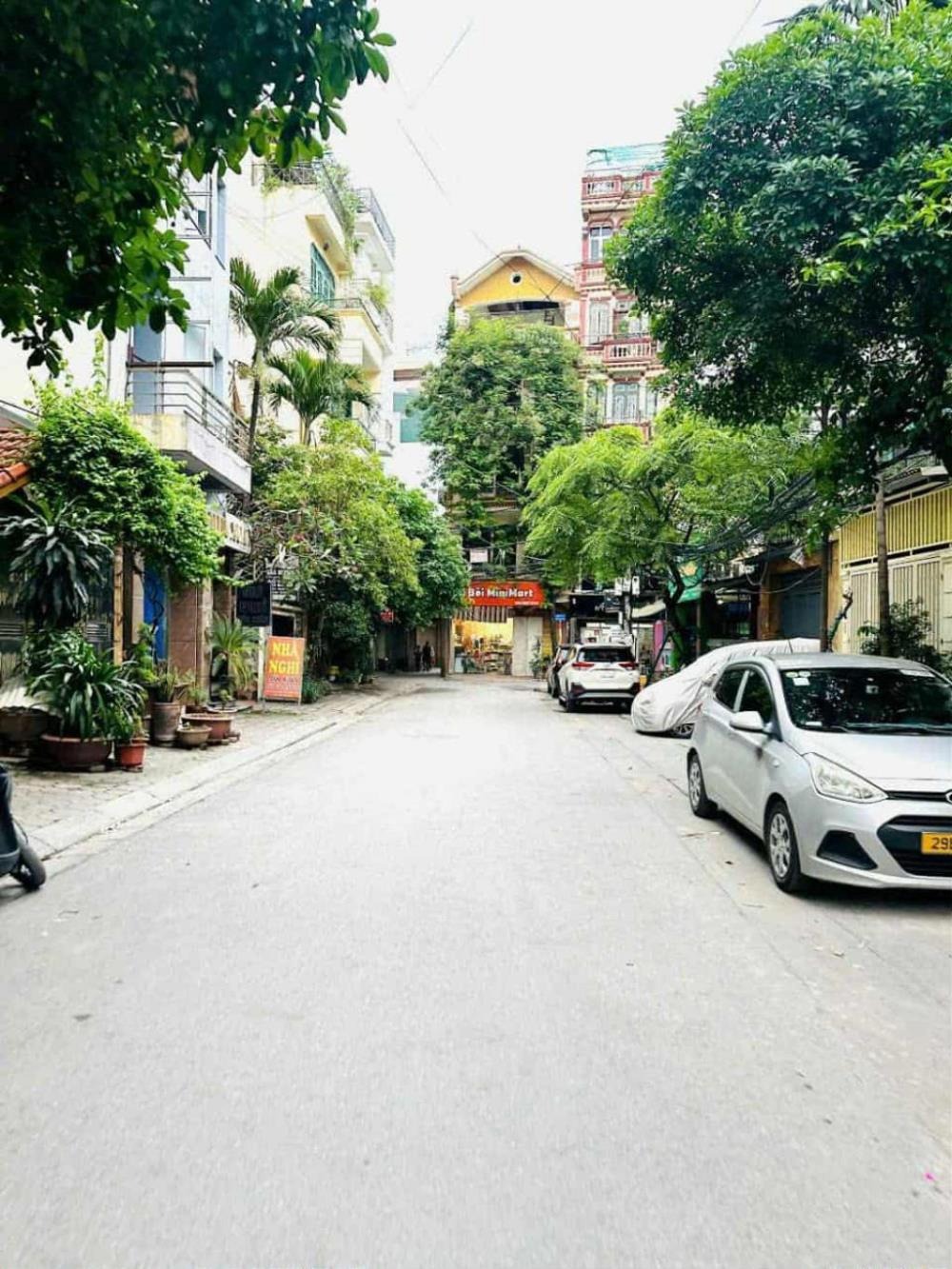 Bán Nhà Vĩnh Phúc, Ba Đình - 60m2, 6 Tầng, Thang Máy, Full Nội Thất, Giá Tốt