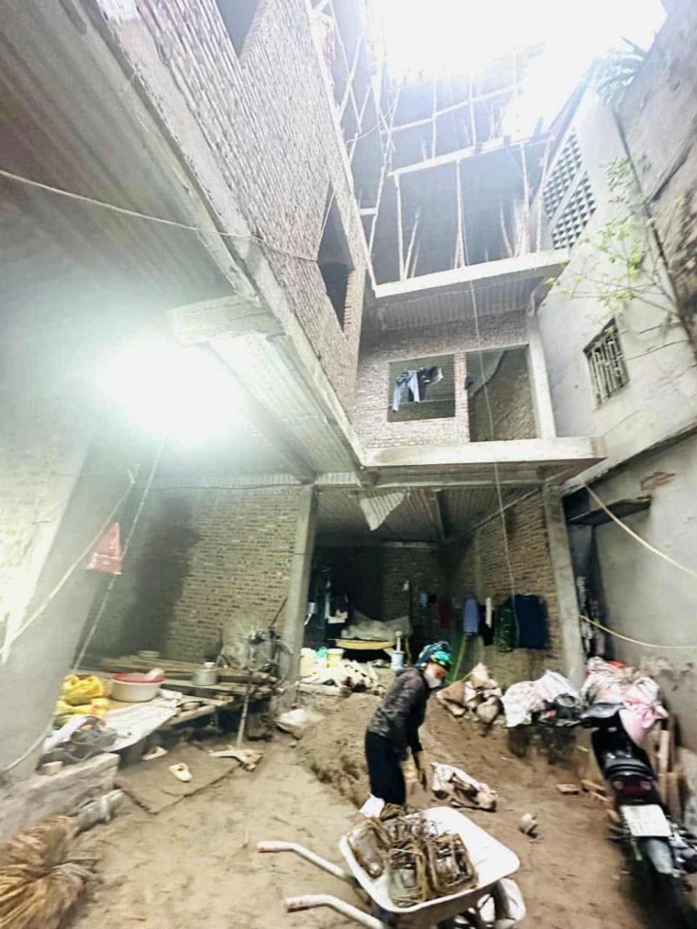 Bán Nhà Vĩnh Phúc, Ba Đình - 60m2, 6 Tầng, Thang Máy, Full Nội Thất, Giá Tốt