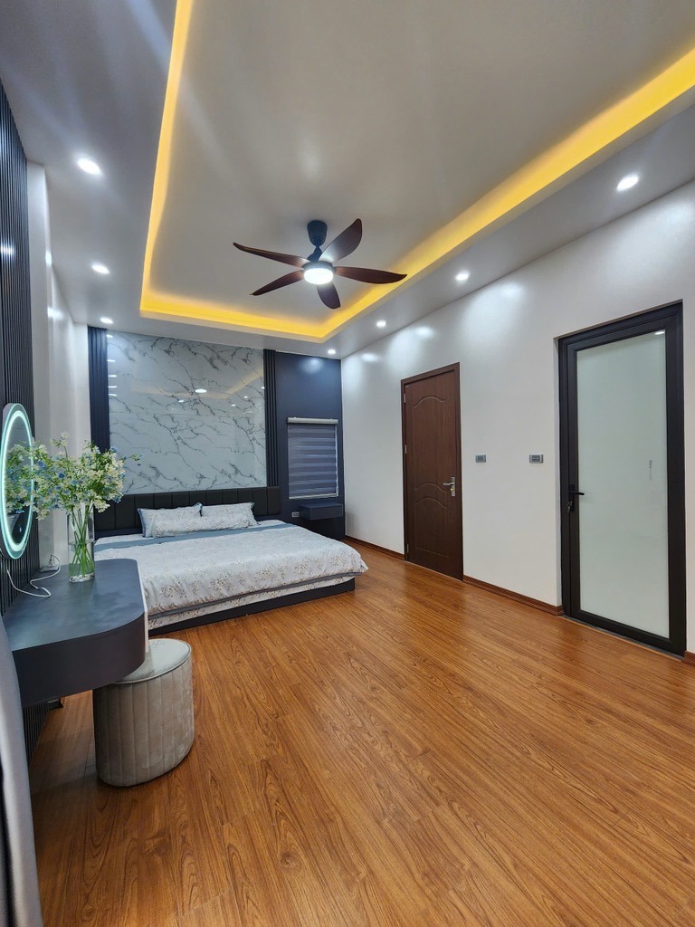 Bán nhà Quận Hai Bà Trưng: 56m2, 5 Tầng, 9.85 Tỷ - Full Nội Thất