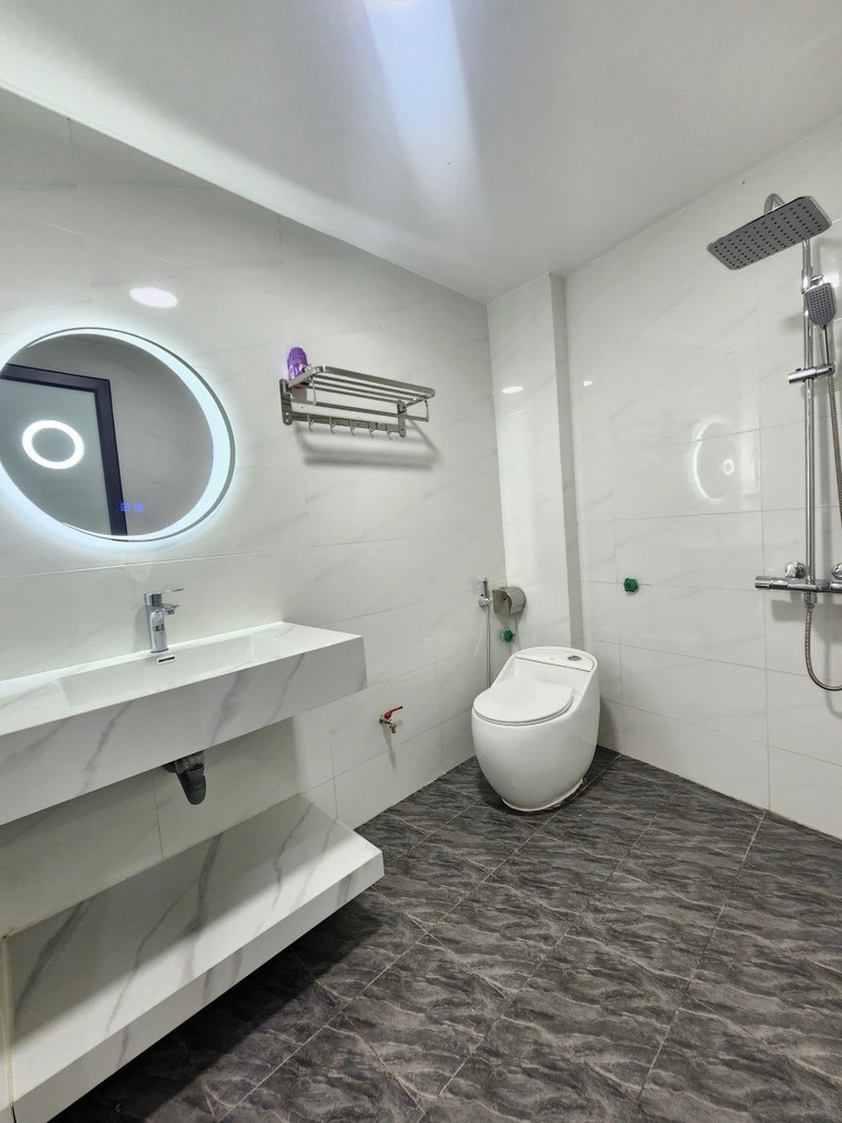 Bán nhà Quận Hai Bà Trưng: 56m2, 5 Tầng, 9.85 Tỷ - Full Nội Thất