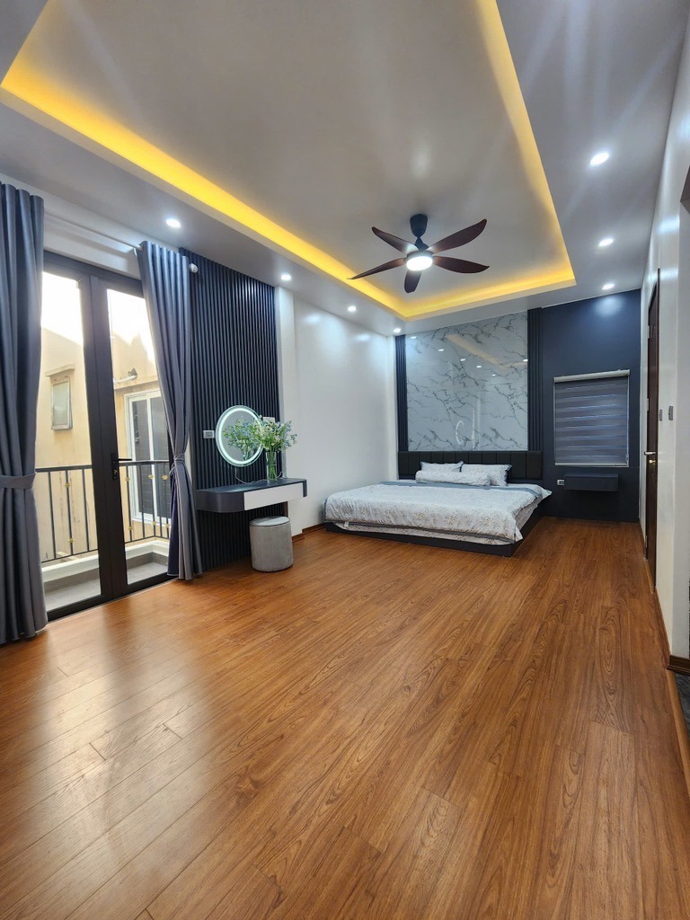 Bán nhà Quận Hai Bà Trưng: 56m2, 5 Tầng, 9.85 Tỷ - Full Nội Thất