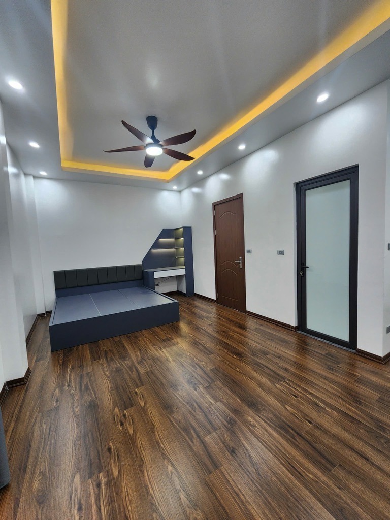 Bán nhà Quận Hai Bà Trưng: 56m2, 5 Tầng, 9.85 Tỷ - Full Nội Thất
