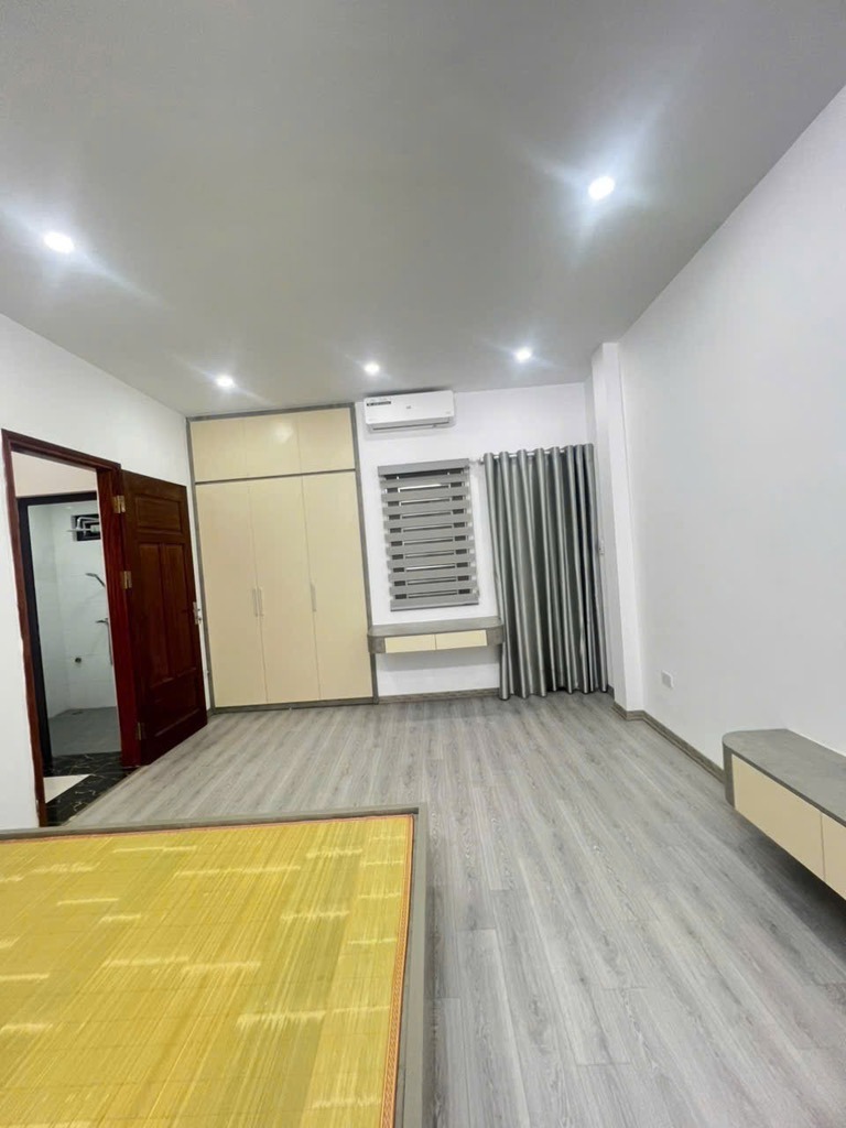 Bán nhà Đông La đẹp, 38m2, 5.2 tỷ - Full Nội Thất, Pháp Lý Sẵn Sàng