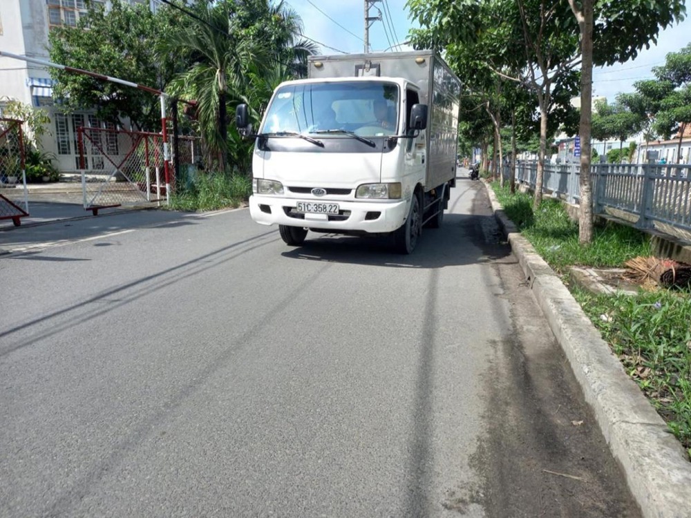 Nhà Mặt Tiền Thạnh Lộc, Quận 12: 313.7m2, 20x17m, Giá 3x Tỷ - Đầu Tư Sinh Lợi